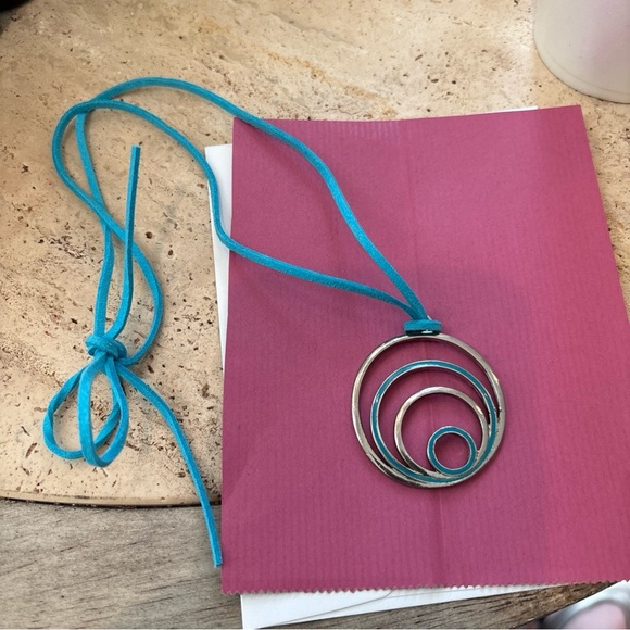 Turquoise & Silver Pendent Necklace With Matching Rope Chain - Picture 1 of 8